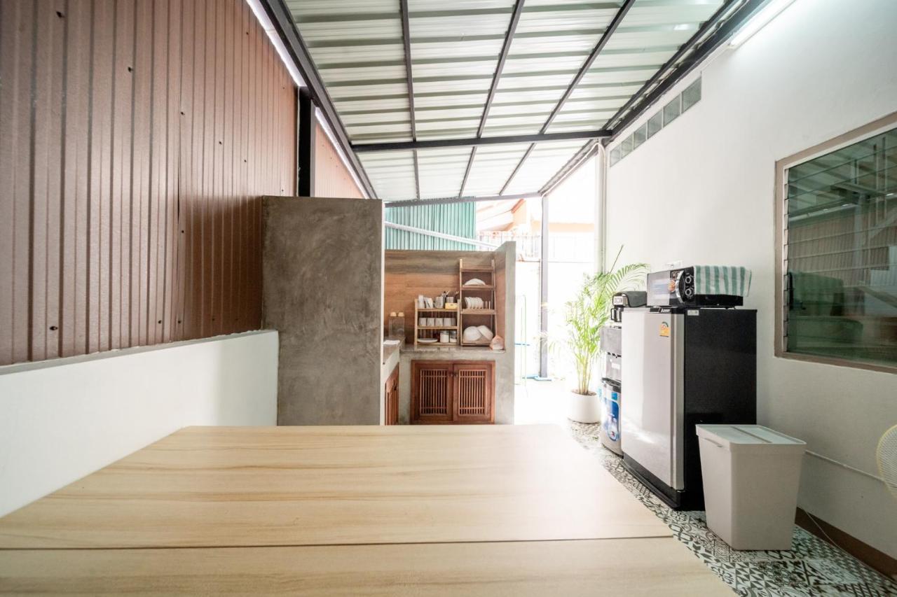 Socialer Coliving & Coworking Space 치앙마이 외부 사진