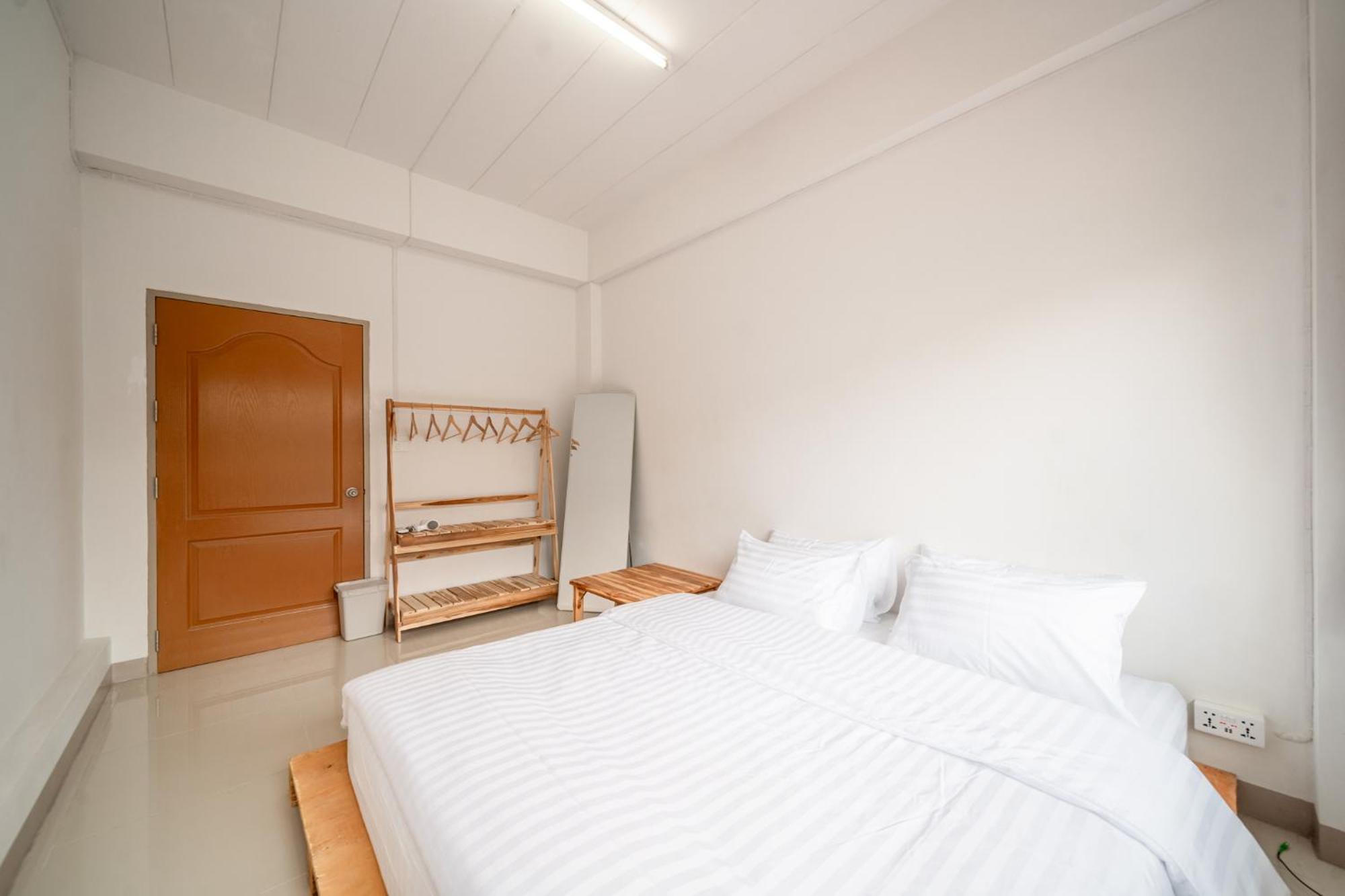 Socialer Coliving & Coworking Space 치앙마이 외부 사진